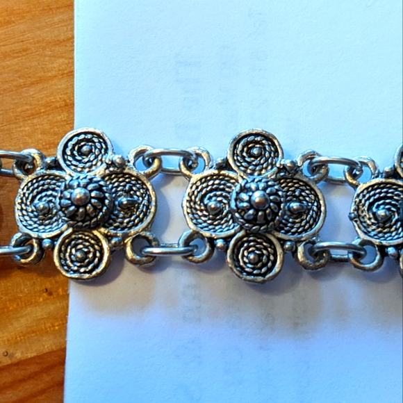 Bracelet - Picture 2 of 4